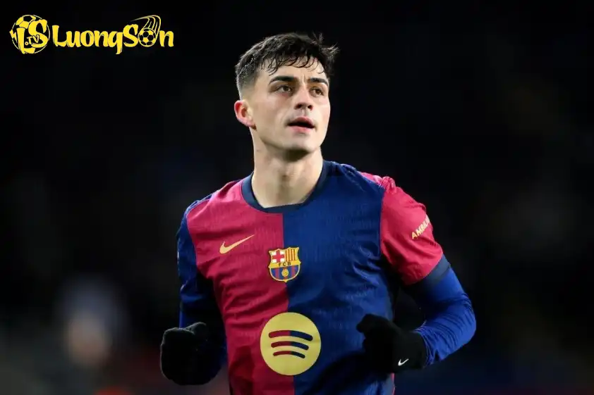 Không nhiều cầu thủ ở tuổi 22 có thể chơi bóng 'chững chạc' như Pedri (Ảnh: Sempre Barca). Không nhiều cầu thủ ở tuổi 22 có thể chơi bóng 'chững chạc' như Pedri