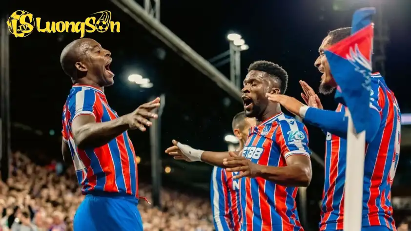 Crystal Palace đang nắm ưu thế trước trận lượt về. (Ảnh: Internet) Crystal Palace đang nắm ưu thế trước trận lượt về. (Ảnh: Internet)