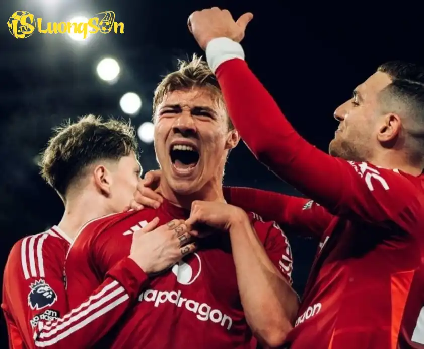 Cầu thủ người Đan Mạch sắp bước vào những thử thách mới Cầu thủ người Đan Mạch sắp bước vào những thử thách mới