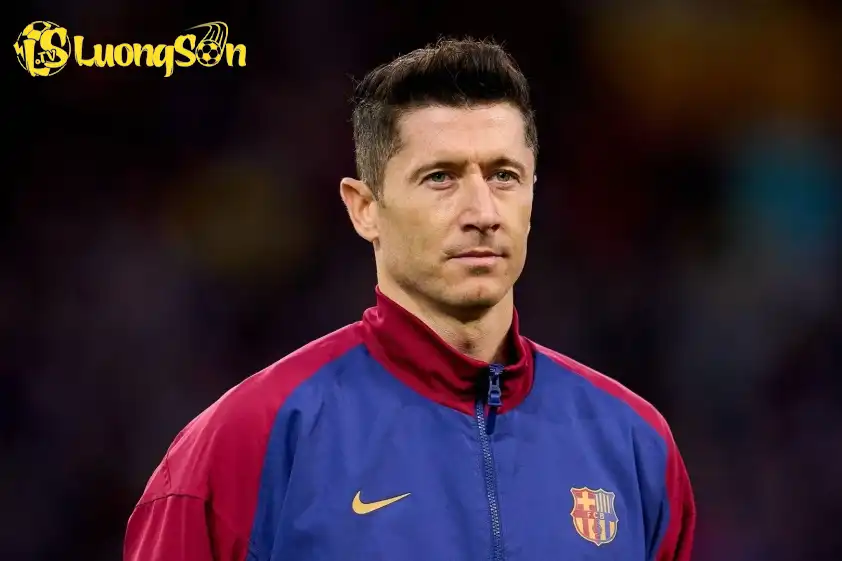 Lewandowski nhiều khả năng rời Barcelona vào hè năm sau khi hết hợp đồng (Ảnh: barcauniversal) Lewandowski nhiều khả năng rời Barcelona vào hè năm sau khi hết hợp đồng
