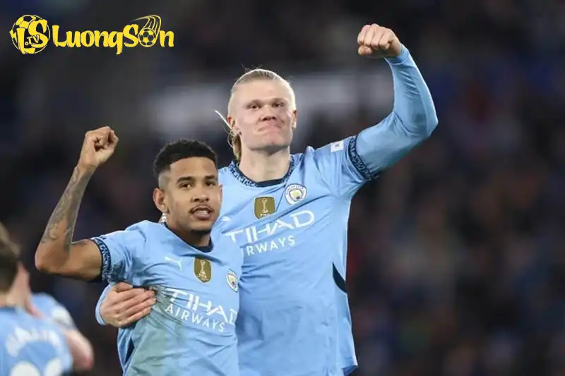 Savinho đã để lại dấu ấn trên hàng công của Man City ở mùa giải trước (Ảnh: The Sun). Savinho đã để lại dấu ấn trên hàng công của Man City ở mùa giải trước