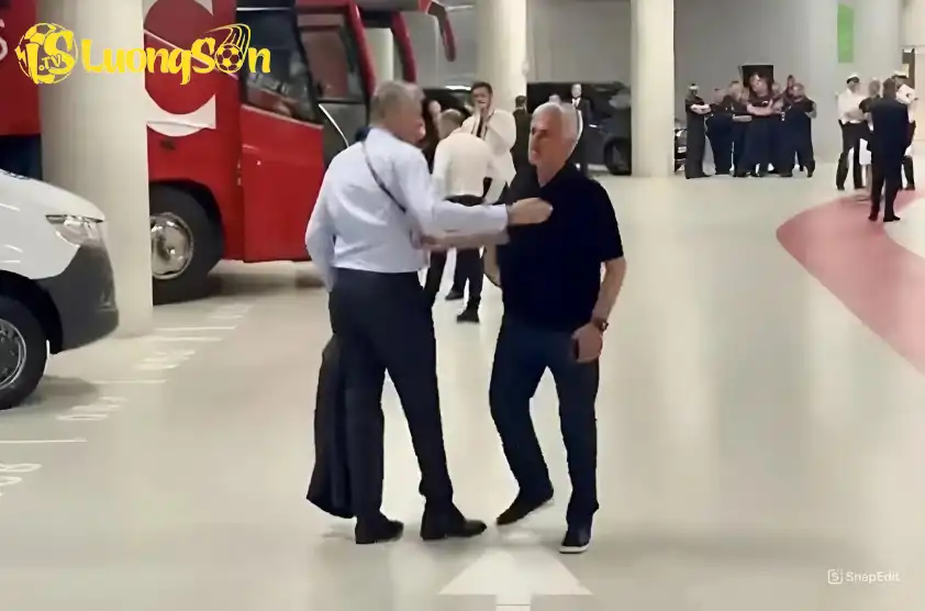 Người đặc biệt còn muốn 