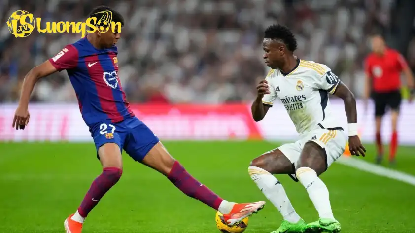 Truyền thông nhắc đến Vinicius để cảnh báo Yamal về thái độ khiêm tốn.